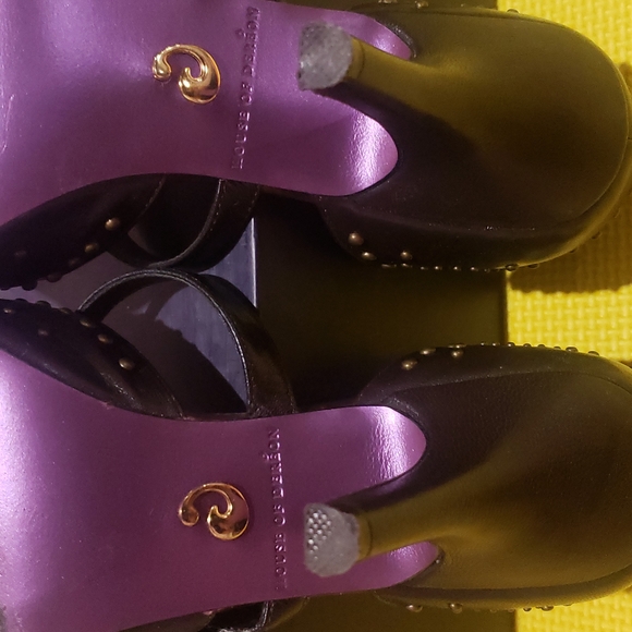 House of Dereon Heels - Picture 4 of 7